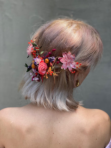 Flexible flower comb Wedding hair vine Bendable flower comb Hair arrangement Wedding accessories Bridal shapeable flower comb Magaela