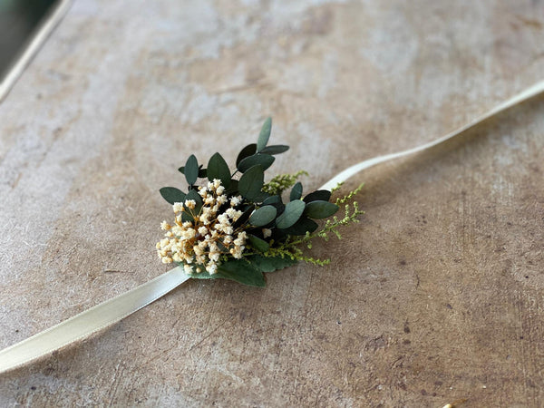 Greenery wedding bracelet Bridal flower bracelet  Flower wrist corsage for bridesmaid Magaela accessories Wedding accessories Flower jewelry