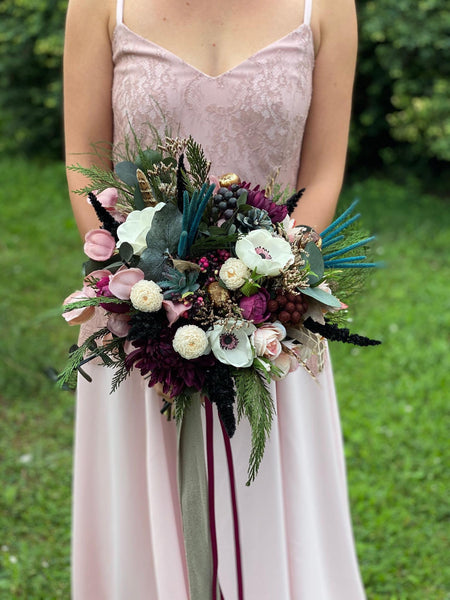 Elegant wedding bouquet Burgundy Ivory Bridal bouquet Flower Bridesmaid Bouquet Plum Artificial Bouquet Magaela accessories Personalised