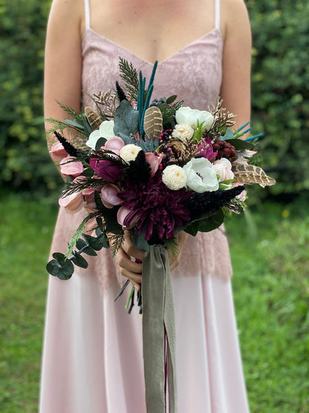 Elegant wedding bouquet Burgundy Ivory Bridal bouquet Flower Bridesmaid Bouquet Plum Artificial Bouquet Magaela accessories Personalised