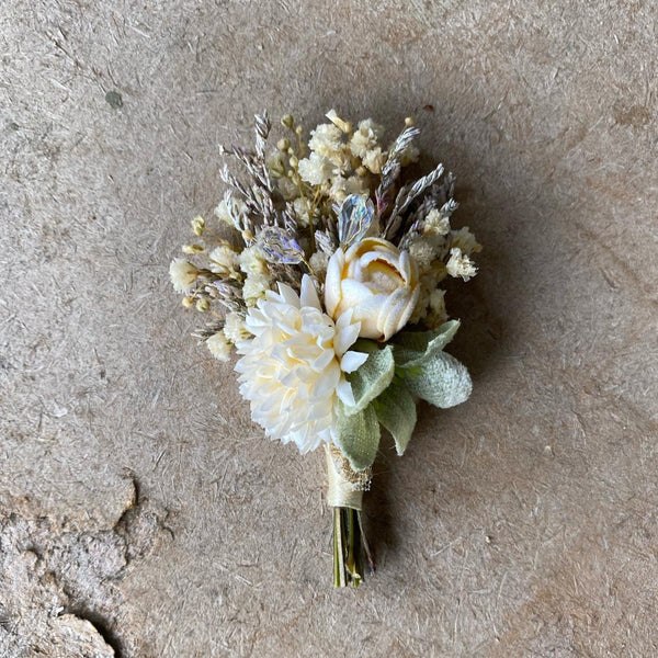Romantic boutonniere in pastel colours Ivory buttonhole Handmade groom's corsage Wedding Ivory flower buttonhole