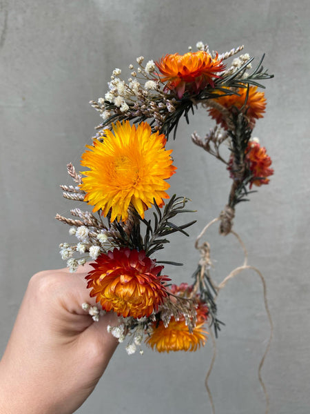 Natural flower hair wreath Wedding wreath Flower hair wreath Orange Bridal hair wreath Magaela Hair accessories Autumn flower crown Fall