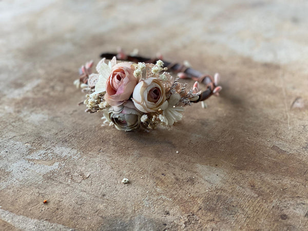 Pastel flower headband Wedding flower hairband Bridal accessories Blush headband for bride Magaela accessories Bridal headband Headpiece