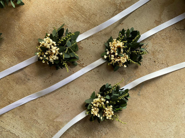 Greenery wedding bracelet Bridal flower bracelet  Flower wrist corsage for bridesmaid Magaela accessories Wedding accessories Flower jewelry