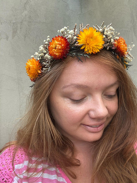 Natural flower hair wreath Wedding wreath Flower hair wreath Orange Bridal hair wreath Magaela Hair accessories Autumn flower crown Fall