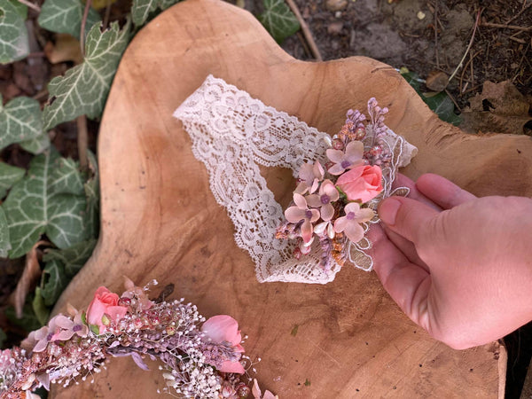 Pink flower wedding garter Blush Bridal garter Flower garter for bride Pink accessories for bride Magaela Wedding garter on lace Uni size