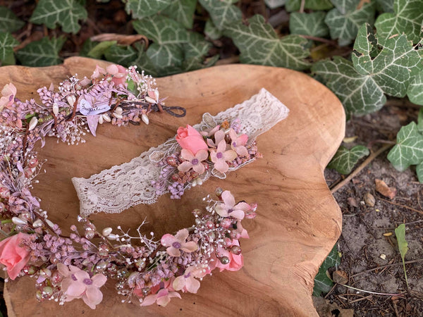 Pink flower wedding garter Blush Bridal garter Flower garter for bride Pink accessories for bride Magaela Wedding garter on lace Uni size