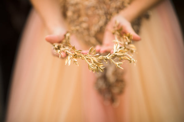 Golden floral wedding half crown Golden bridal hair vine Bridal wreath Wedding tiara Bridal hair piece Wedding accessory Magaela Handmade