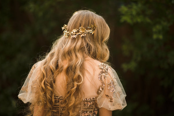 Golden floral wedding half crown Golden bridal hair vine Bridal wreath Wedding tiara Bridal hair piece Wedding accessory Magaela Handmade