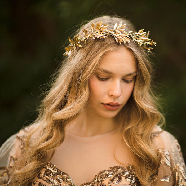 Golden floral wedding half crown Golden bridal hair vine Bridal wreath Wedding tiara Bridal hair piece Wedding accessory Magaela Handmade
