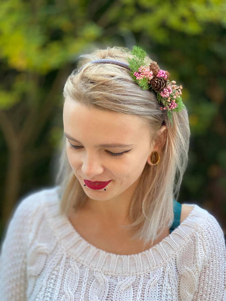Christmas headbands with pine cones Wedding accessories Unique headband Winter hairband Green Red Flower hairband Magaela Christmas present