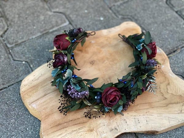 Burgundy flower half wreath Burgundy roses hair crown Maroon wedding flower wreath Red wine Magaela accessories Wedding hair crown Handmade