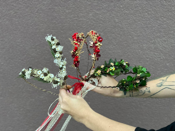 Christmas mom and daughter hair crown Red flower hair wreaths Winter photoshoot Mummy and daughter photoshoot Xmas present Magaela handmade