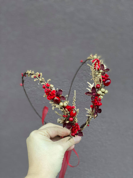 Christmas mom and daughter hair crown Red flower hair wreaths Winter photoshoot Mummy and daughter photoshoot Xmas present Magaela handmade