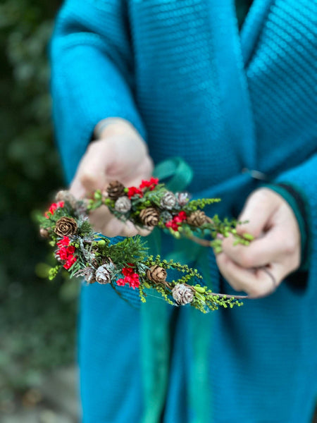 Set of christmas woodland flower crowns for mummy and daughter Forest photoshoot Christmas present for girl Mother and daughter wreath Xmas