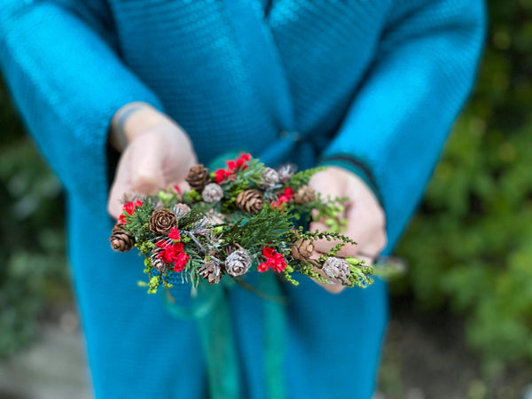 Set of christmas woodland flower crowns for mummy and daughter Forest photoshoot Christmas present for girl Mother and daughter wreath Xmas