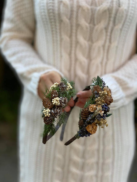 Christmas headbands with pine cones