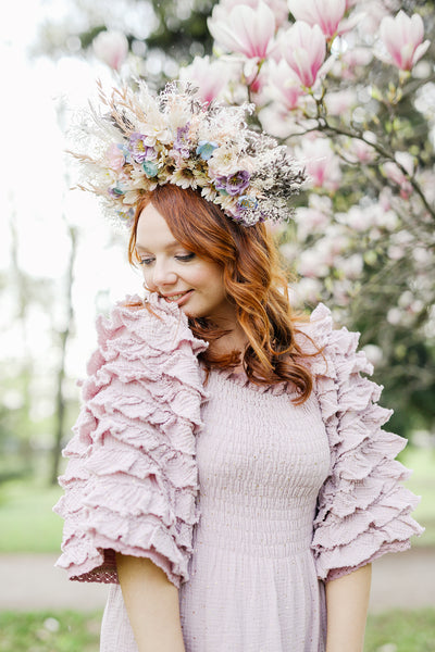 Two-sided flower halo crown