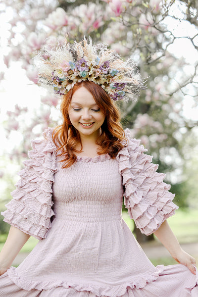 Two-sided flower halo crown