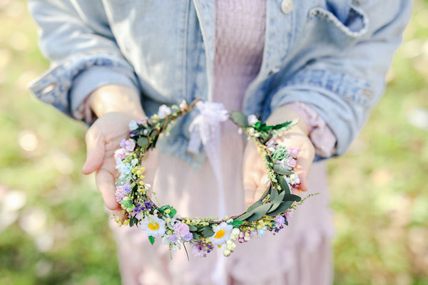 Meadow daisy flower crown Wedding hair wreath Natural spring summer flower headpiece for bride Wildflowers colourful flower crown Magaela