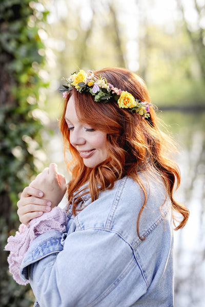Romantic natural flower wreath Bridal crown with yellow roses Pink flowers Wedding jewellery Wedding headpiece Handmade Customisable crown