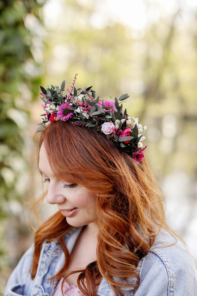 Flower shop wreath hair