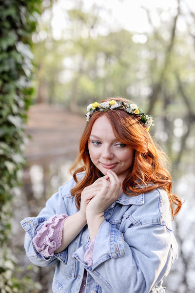 White and yellow flower crown Bridal hair wreath Natural blumenkranz Hair accessories Handmade Wedding Summer hairstyle Headpiece Magaela
