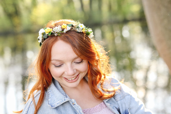 White and yellow flower crown Bridal hair wreath Natural blumenkranz Hair accessories Handmade Wedding Summer hairstyle Headpiece Magaela
