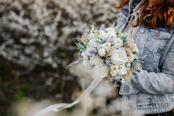 Customisable bridal bouquet White and green wedding bouquet Boho wedding Bouquet inspiration Baby's breath and white roses bouquet Magaela