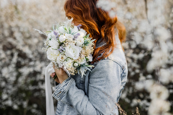 Customisable bridal bouquet White and green wedding bouquet Boho wedding Bouquet inspiration Baby's breath and white roses bouquet Magaela