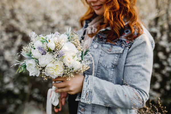 Customisable bridal bouquet White and green wedding bouquet Boho wedding Bouquet inspiration Baby's breath and white roses bouquet Magaela