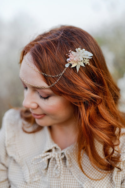 Vintage double hair comb Flower bridal hair comb Wedding headpiece Crystals Two hair combs with chain Magaela handmade combs Vintage wedding