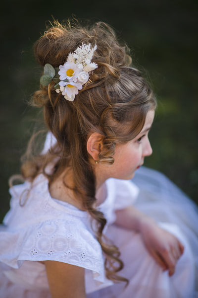 Daisy flower communion comb
