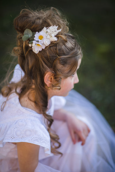 Daisy flower communion comb