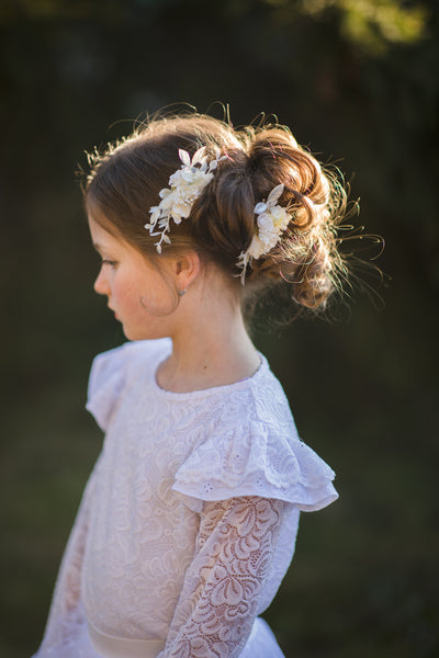 Holy communion flower comb Ivory flower comb for girl 2021 First holy communion Headpiece for flower girl Magaela Customisable Off white