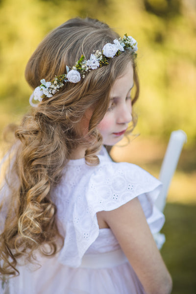 Holy communion headpiece with veil