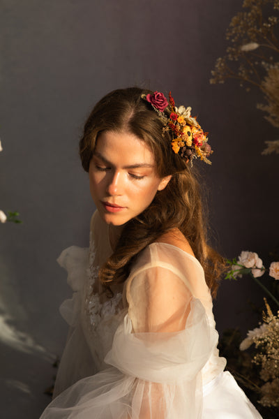 Shapeable autumn bridal hair vine