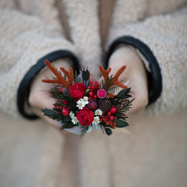 Winter flower brooch with antlers Woodland brooch with berries Christmas reindeer brooch Magaela Red brooch for jacket Woodland wedding