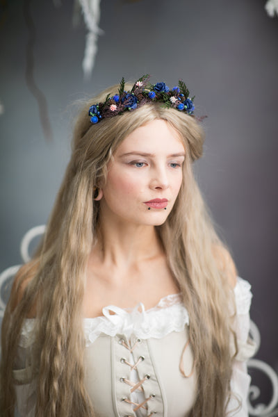 Winter flower headband with blue roses
