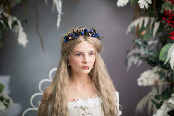 Winter flower headband with blue roses