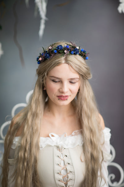 Winter flower headband with blue roses