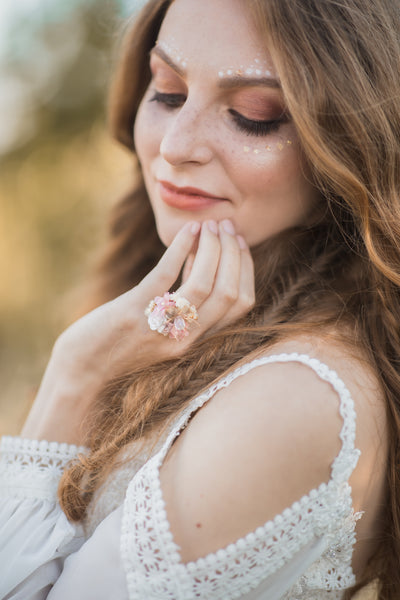 Romantic wrist corsage, Pink wedding jewellery, Flower wedding ring, Bridesmaid bracelets, Magaela, Bridal flower bracelet, Flower ring