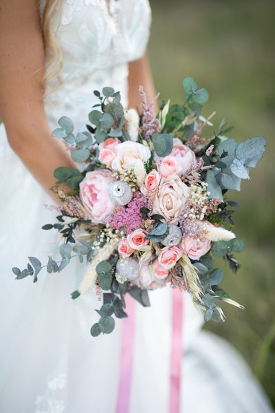 Romantic bridal bouquet Eucalyptus bouquet Bridesmaid bouquets Pastel Peach and blush bouquet Rose Peony bouquet Wedding boho bouquet