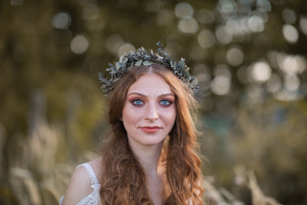 Greenery eucalyptus hair wreath, Bridal parvifolia wedding crown, Boho wedding halo, Preserved flower crown, Leaf crown, Magaela headpiece
