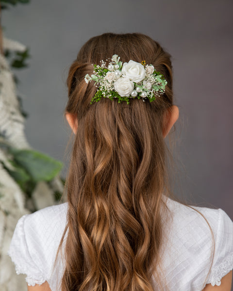 First holy communion clip with roses and pearls