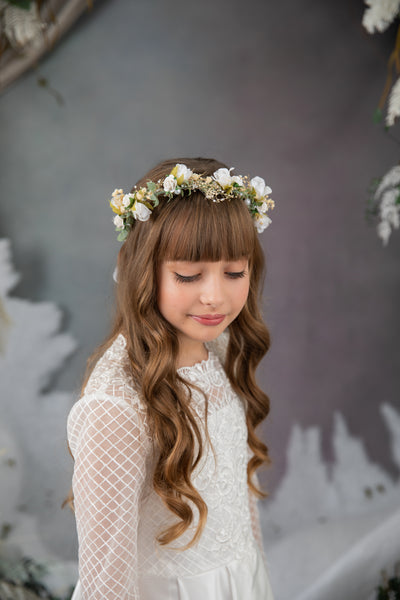 Holy communion crown with white roses and pearls