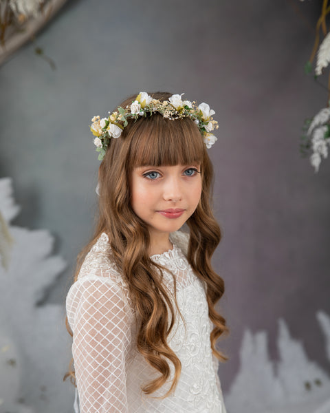 Holy communion crown with white roses and pearls