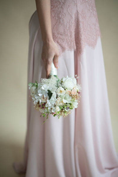 Romantic pastel wedding bouquet