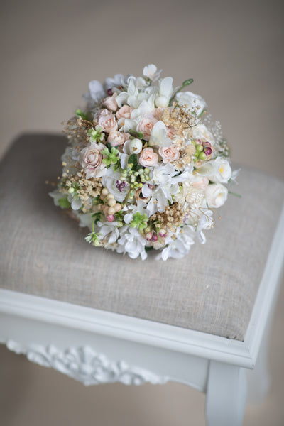 Romantic pastel wedding bouquet