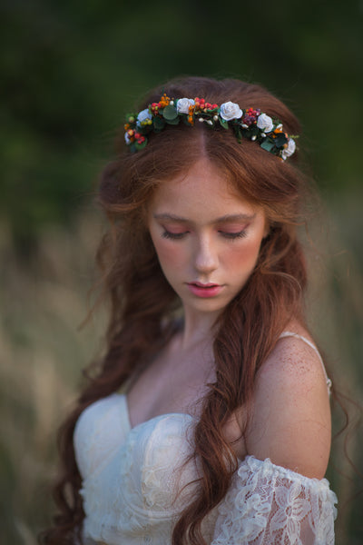 Autumn bridal headband with white roses